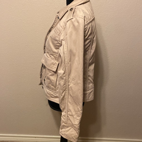 American Eagle Pale Pink Jacket - Picture 3 of 9